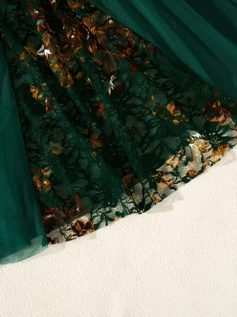 Women’s Sexy V-Neck Lace Nightgown – Backless Sleeveless Sleepwear