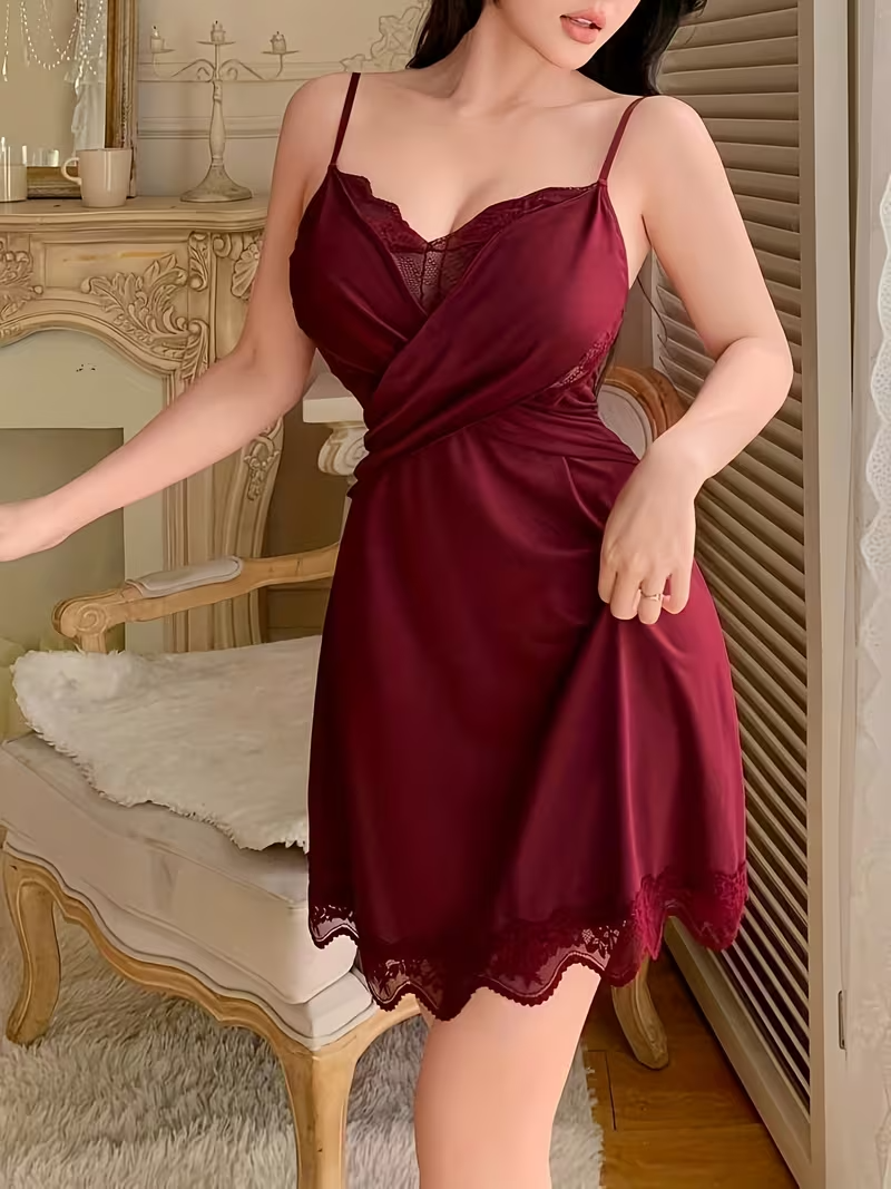 Ladies' Fashion Elegant Lace Spliced Camisole Nightgown