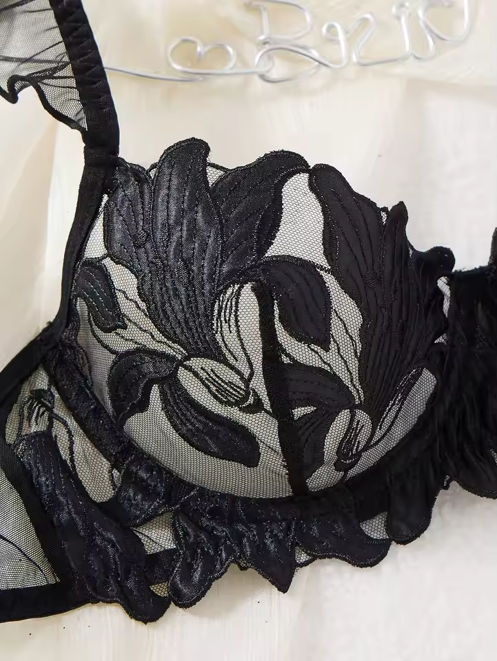Black Floral Embroidery 2-Piece Set